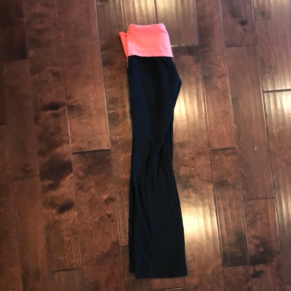 Wide leg leggings